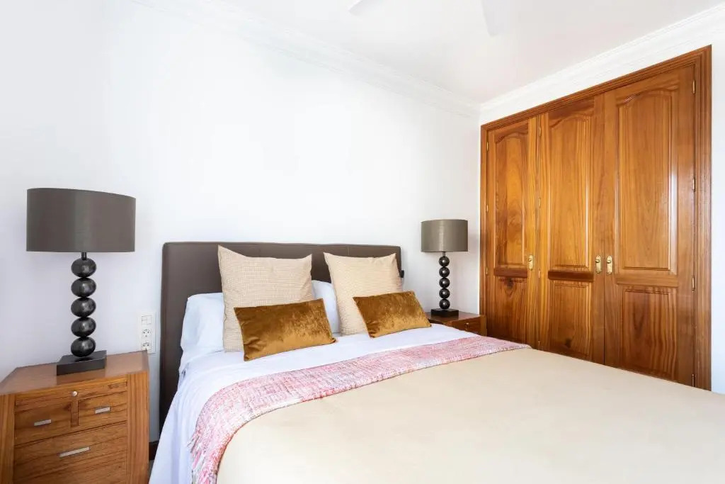 Rooms & Suites Balcony 3C
