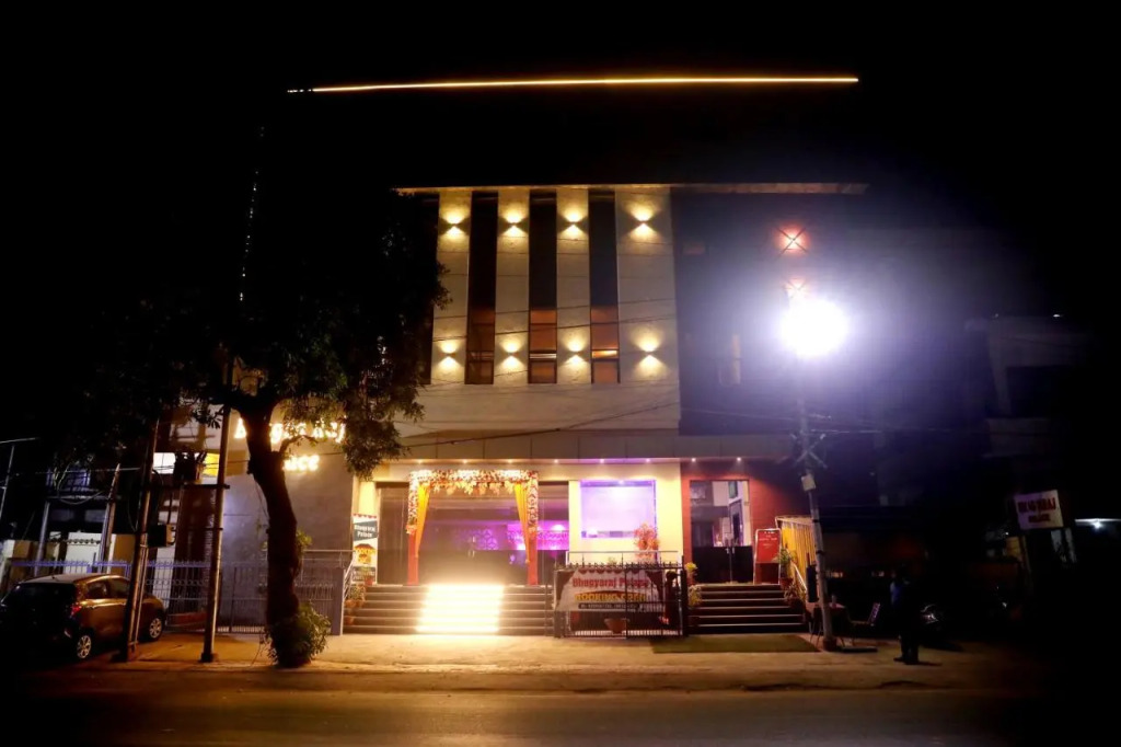 Hotel Bhagyaraj Palace - Best Hotel In Kanpur