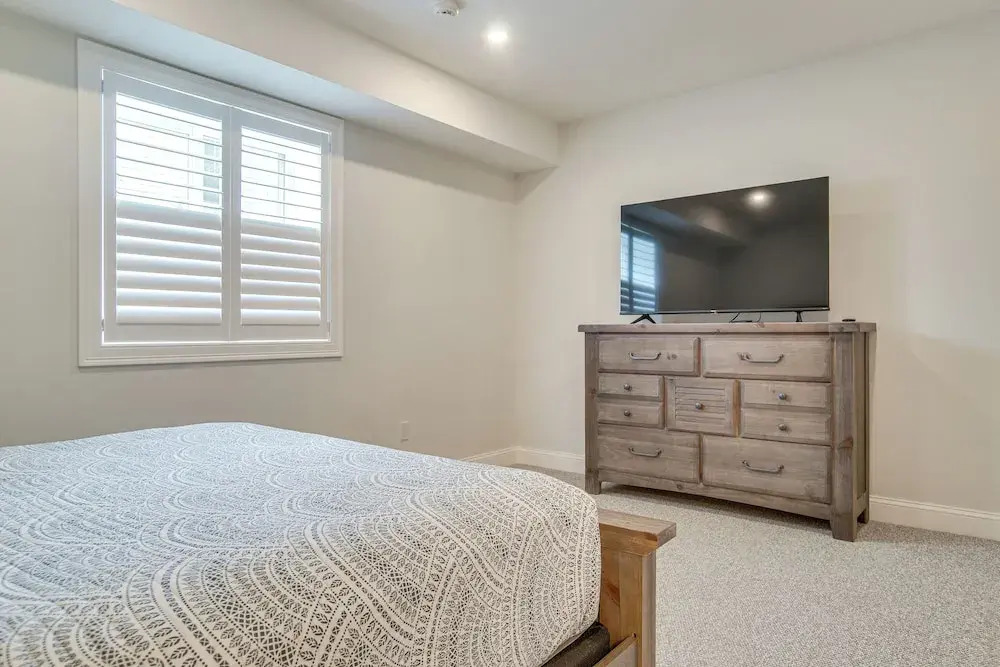 2 Mi to Public Beach! Cape Cod Gem w/ Fire Pit