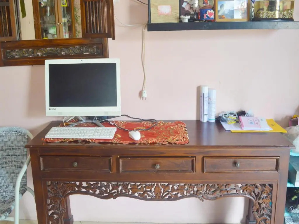 SPOT ON 91623 Pj Guest House Syariah