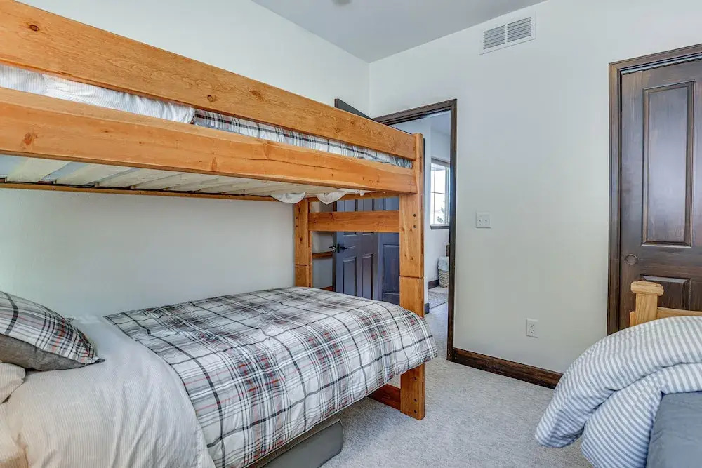 Half-mi to Skiing: Gorgeous Granby Ranch Home!