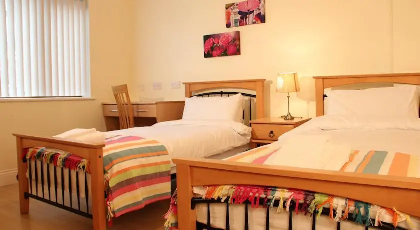 Donegan Court Aparthotel