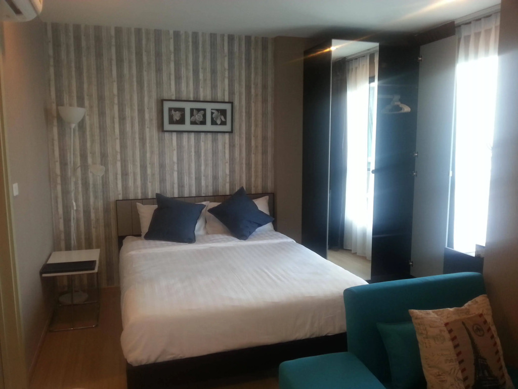 The Base Rama 9 Hotel by Ricco