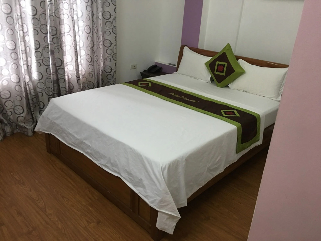 Phuong Dong hotel