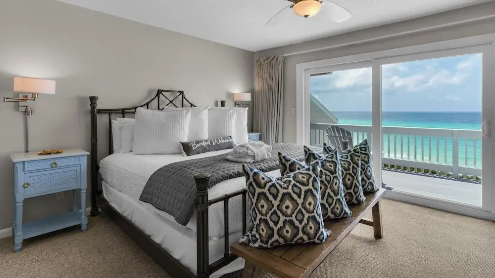 2BR Beachfront Townhome w/ Beach Service + Free Attraction Tickets!