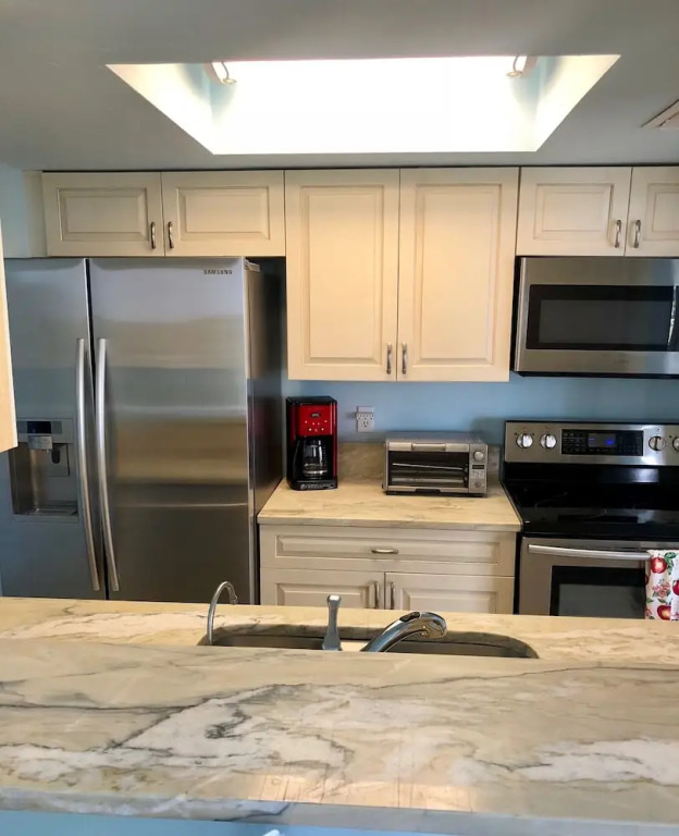 1001 Beach Condo E-502 65 2 Bedrooms 2 Bathrooms Condo