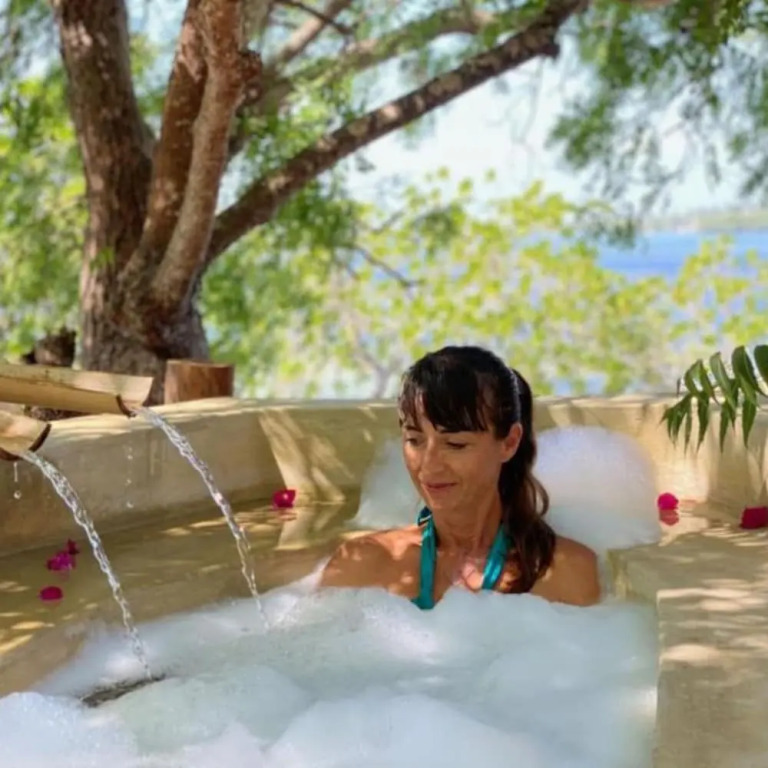 Rock and Sea Resort, Imperial Banda 1 pax - Glamping