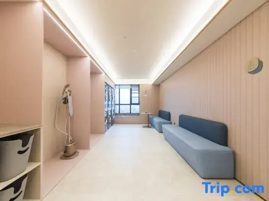 HanTing Hotel (Nanchang East China University of Technology)