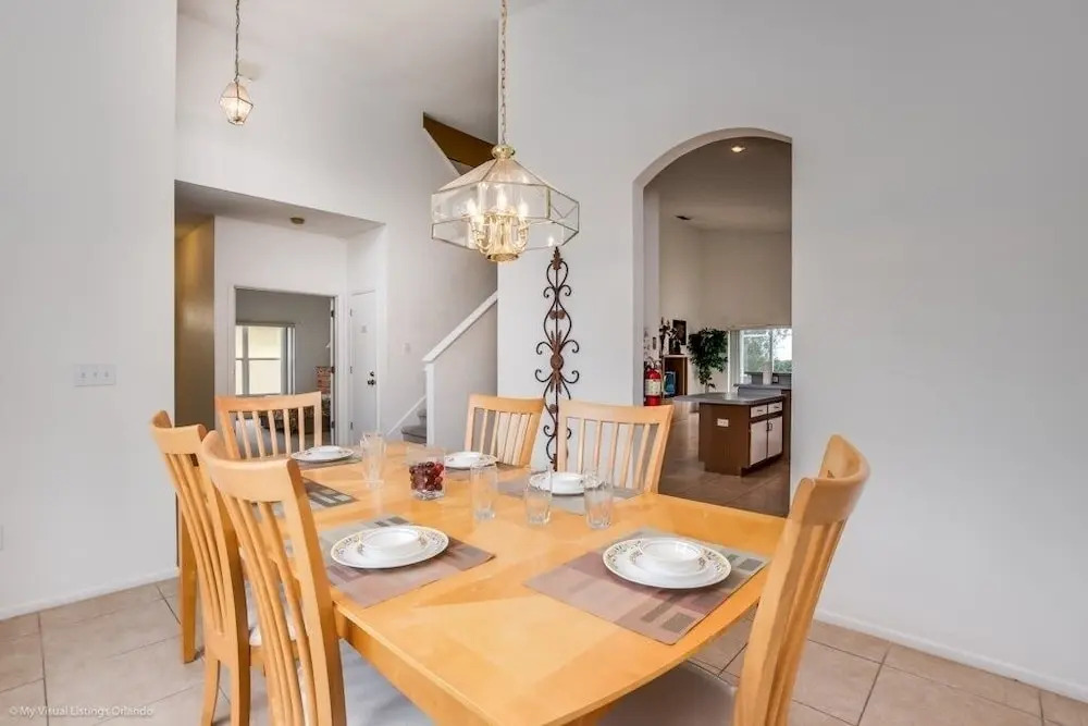 Very Spacious 15 Min To Disney! 5 Bedroom Villa