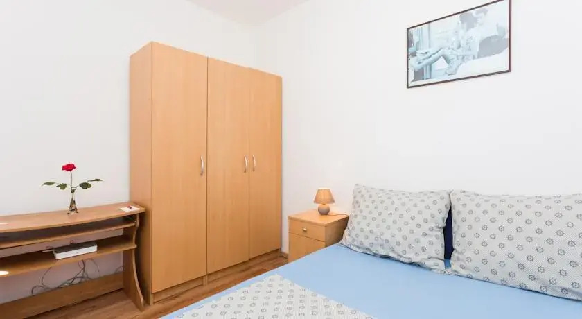 Apartment Intermezzo