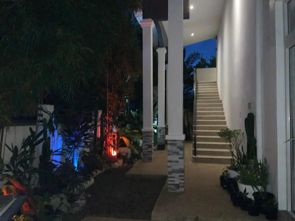 Puntakana Apartelle Deluxe Apartment Panglao