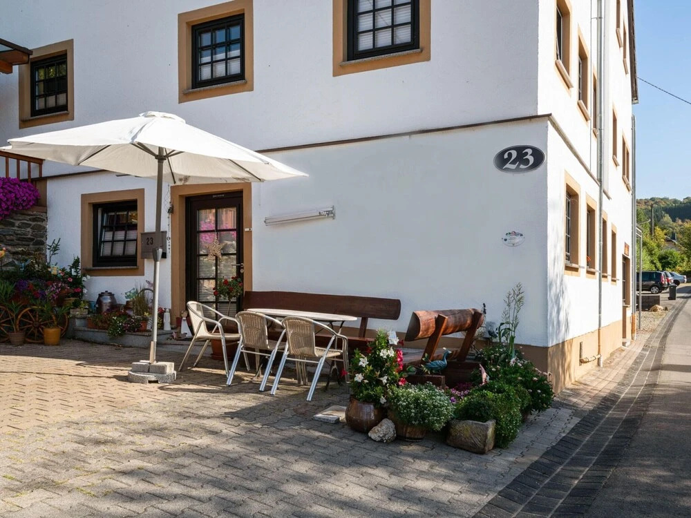 Apartment in the Hunsruck Region's Drohn Valley