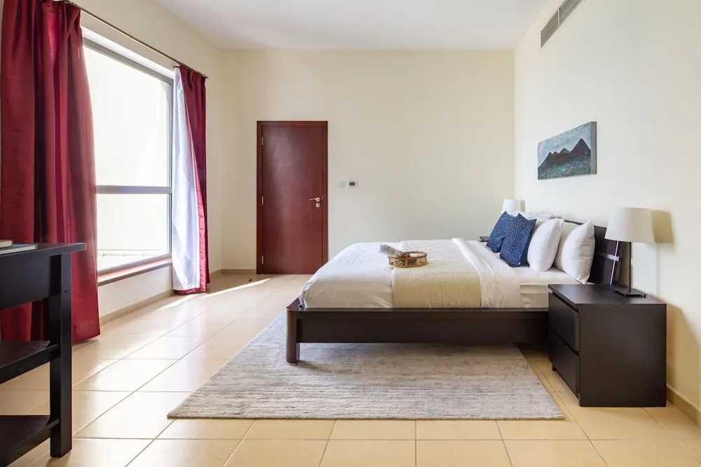 Sea View! Spacious 2BR in JBR + Pool & gym