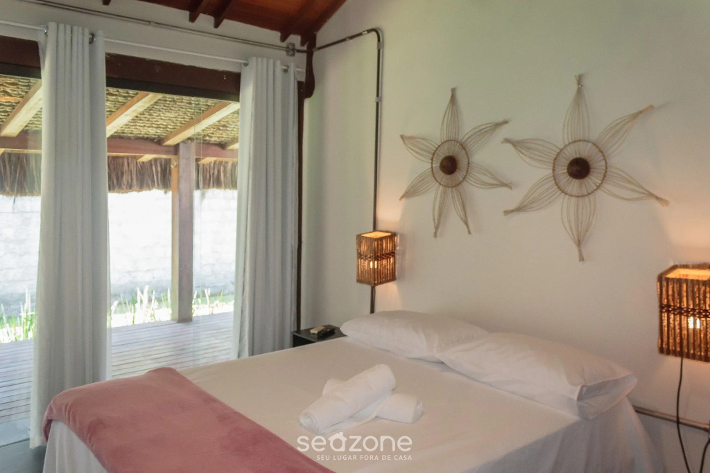 Linda Casa com piscina em Arraial D'Ajuda ACH014