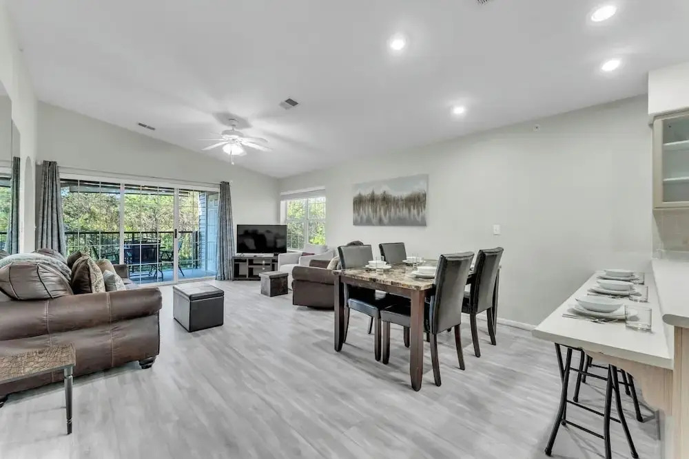 Peaceful 2BR Condo by Golf Course & Pools