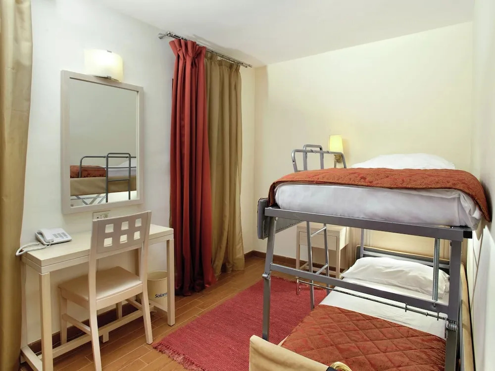 Comfortable Apartment With Airconditioning, Near Sibenik