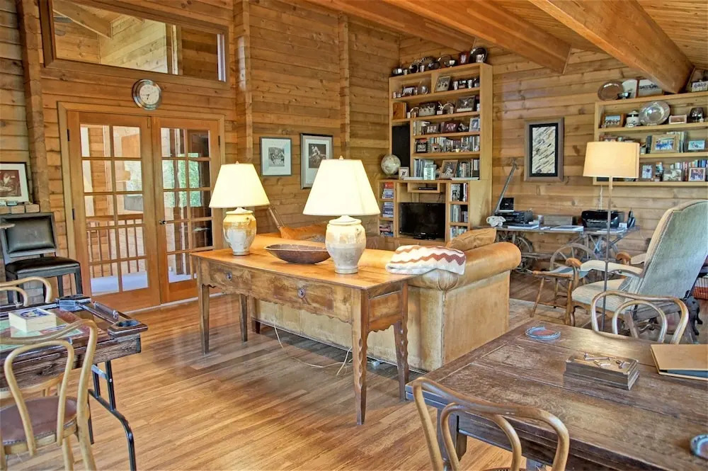 Field And Stream 4 Bedroom Home