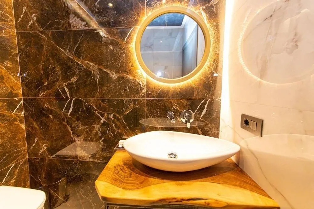 Hotel Utopia