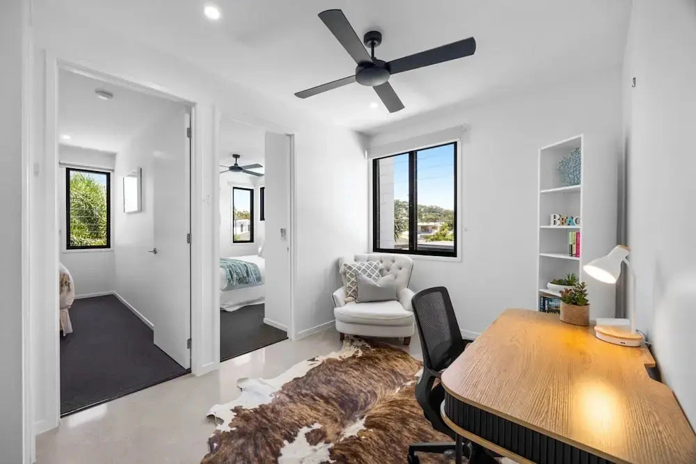 Spacious 3-bedroom Retreat With BBQ and Pool