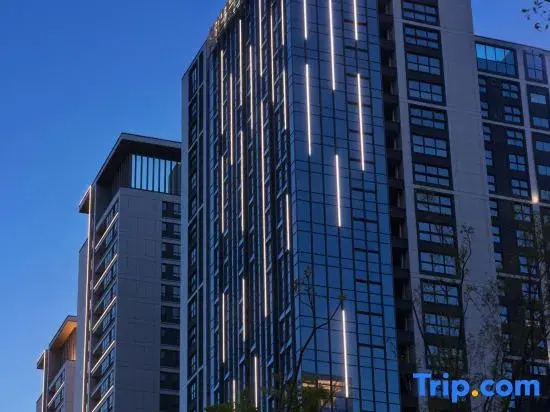 SFEEL Designer Hotel (Kunming Dianchi Houhai)