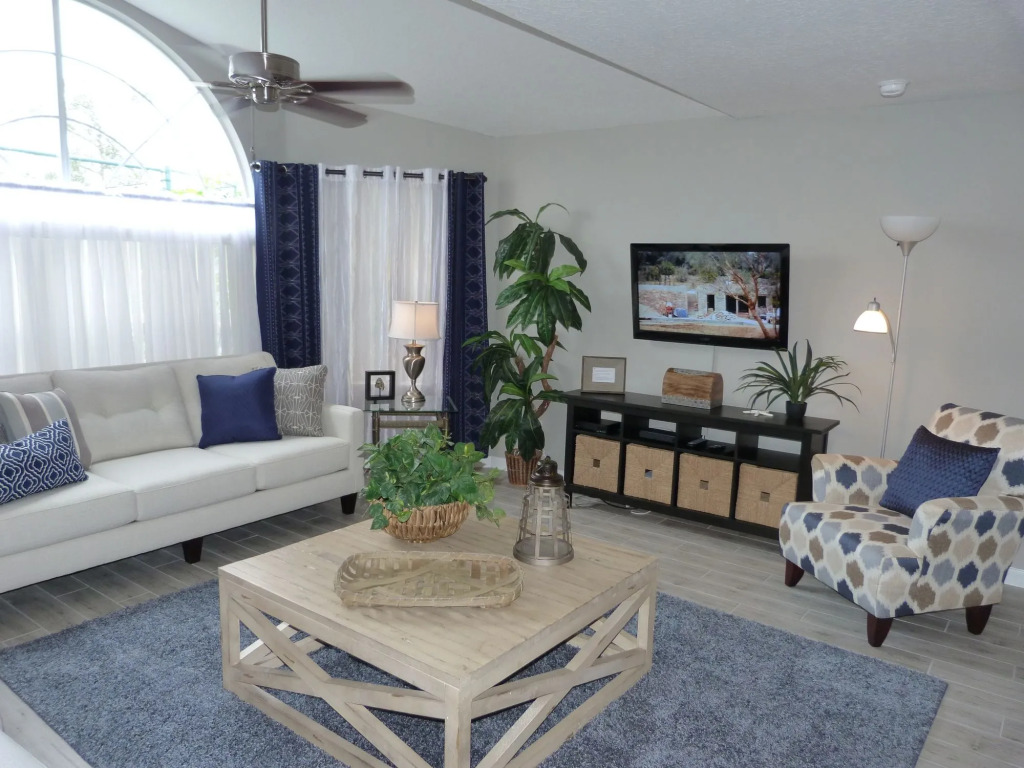 Orlando Home Mickeys Poolside Get Away