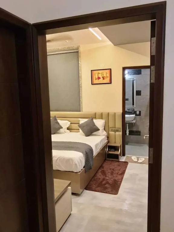 Hotel Sky Inn