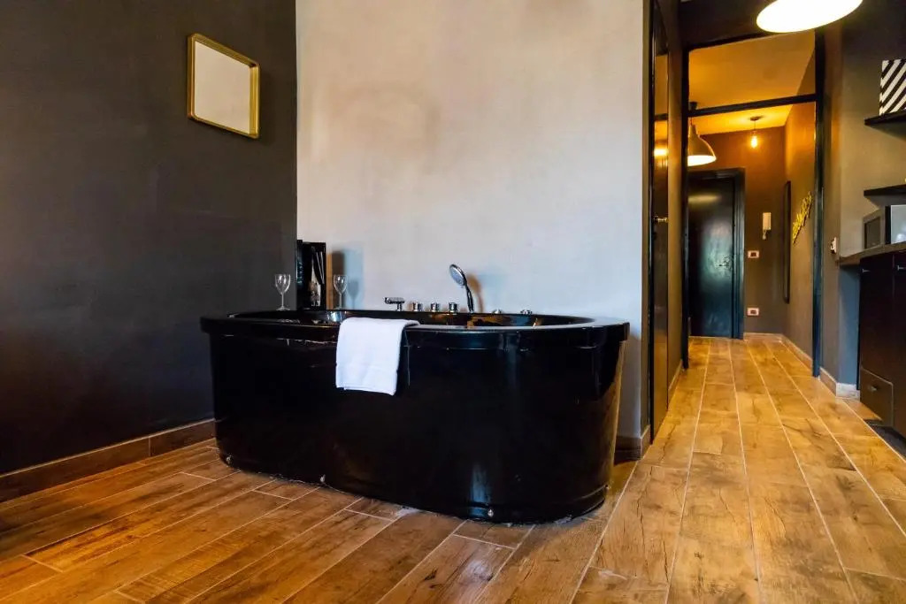 La Perla Nera Suites&Happiness