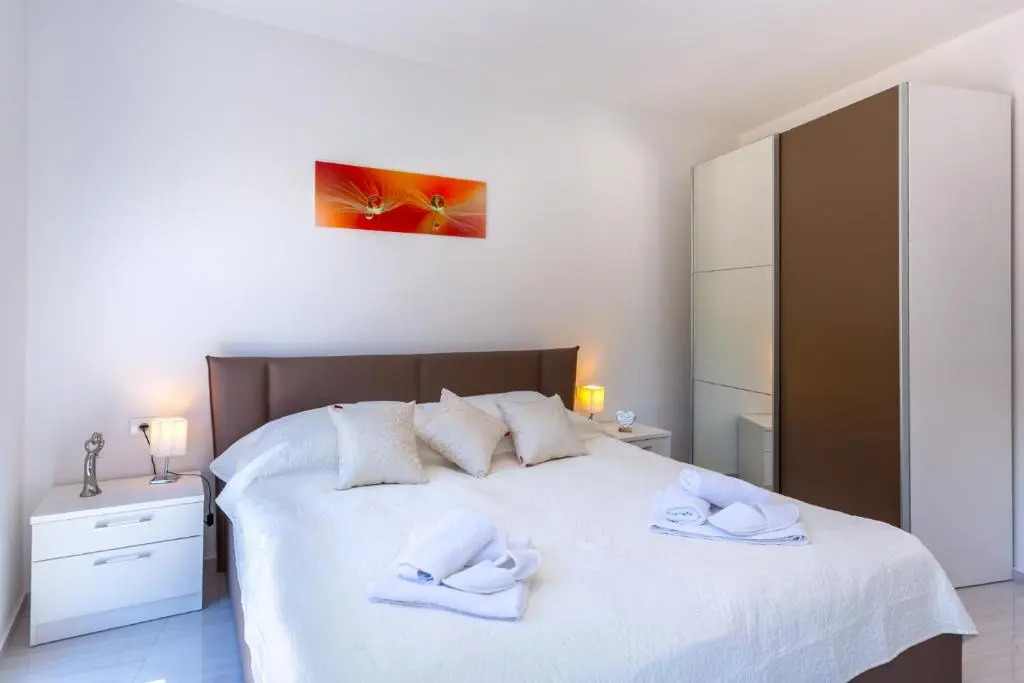 Seaside Spa & Villa