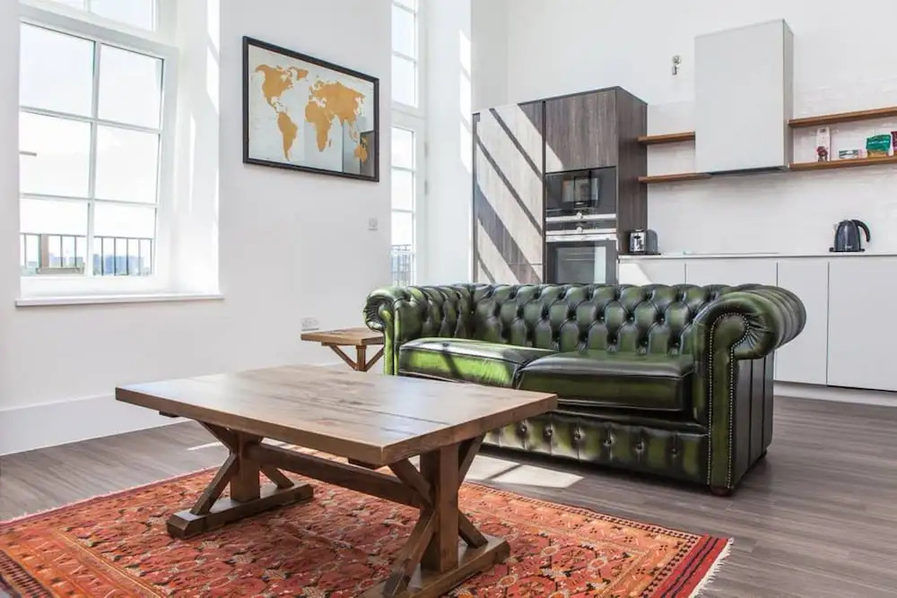 1 Bed Mezzanine-City Views & Great Location