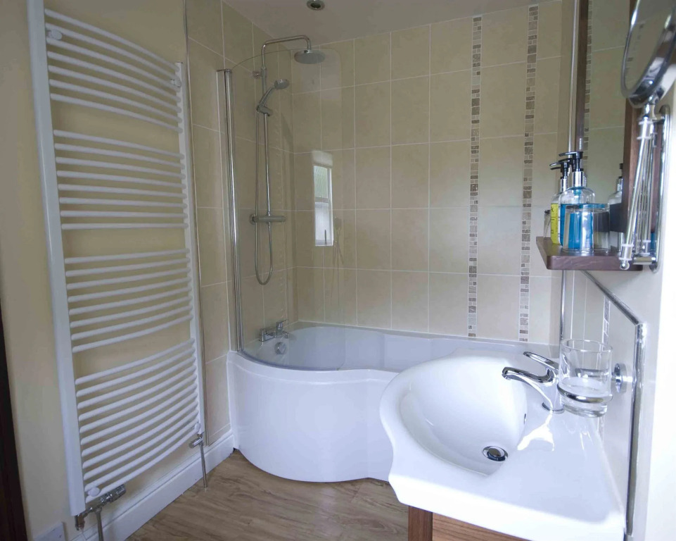 Ravenstone Lodge Country House Hotel