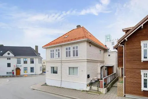 Rexen Housing