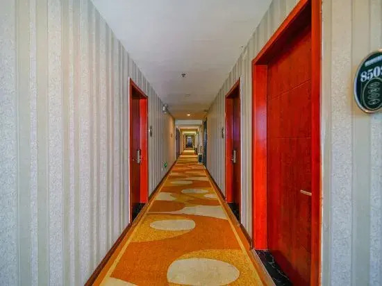 Shuijing Lidu Holiday Hotel