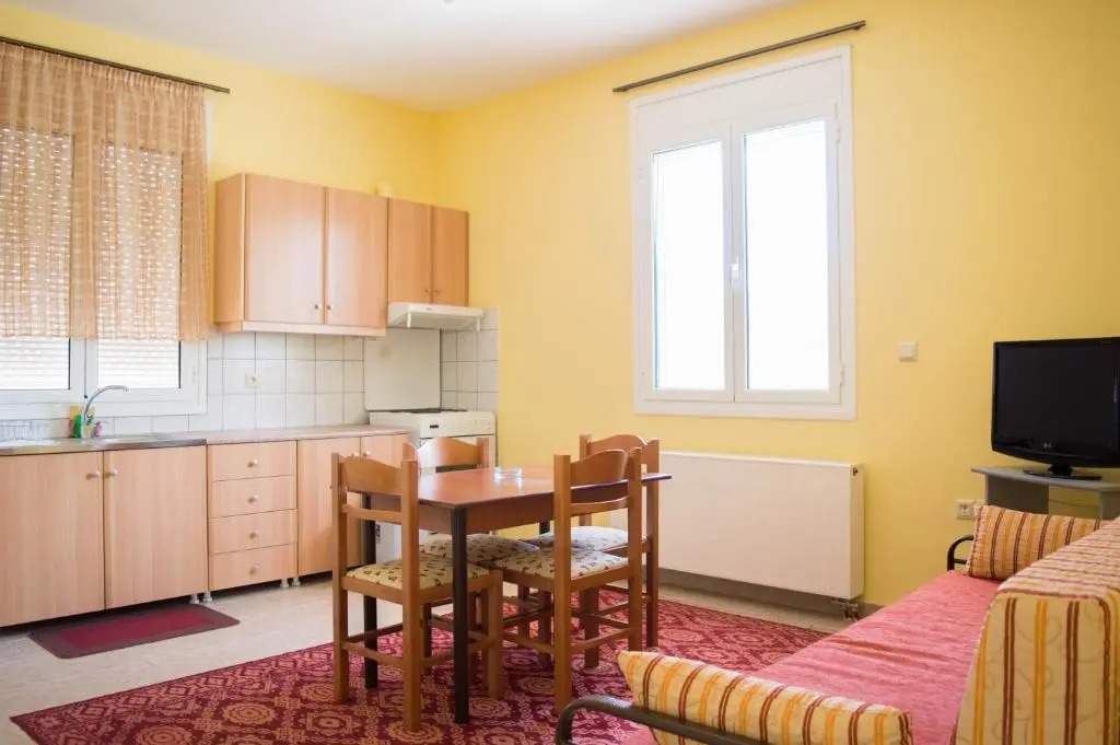 Manesi Apartments