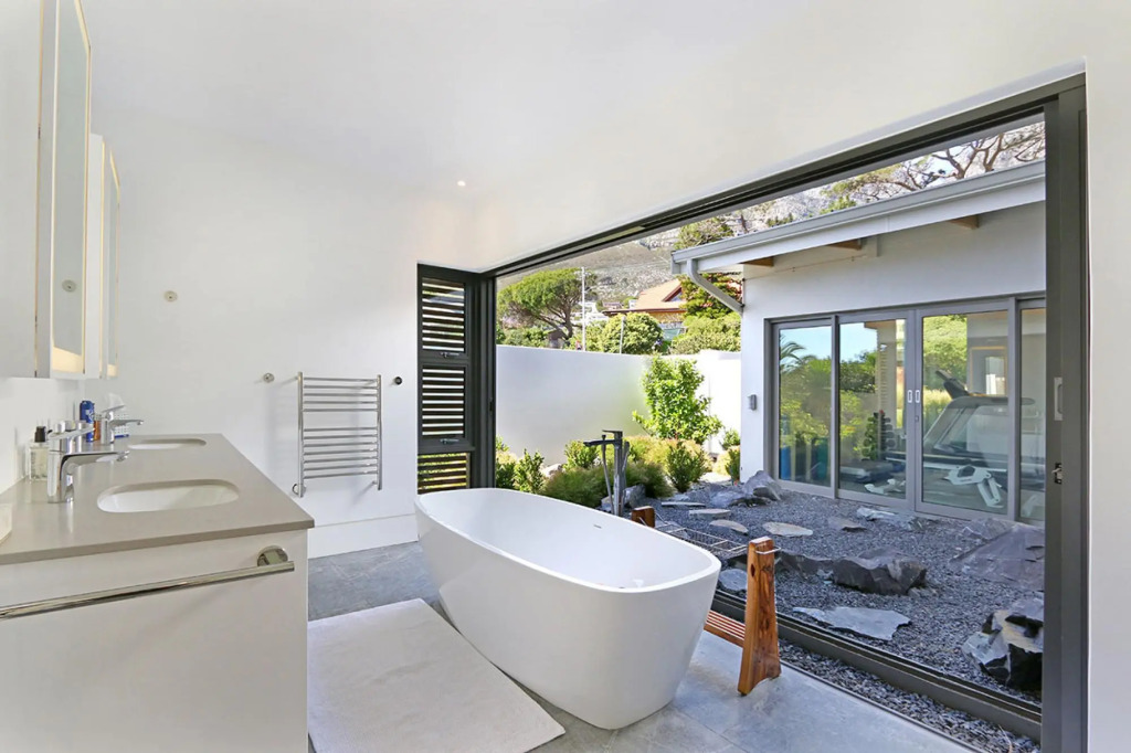 Villa 31 - Camps Bay