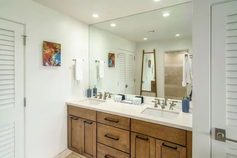 Wailea Elua 803 - Ocean Views, Modern Renovation, Central AC, Wi-fi, BBQ Grill