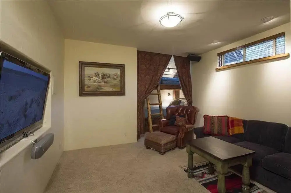 Adams Ranch Retreat by Telluride Resort Lodging