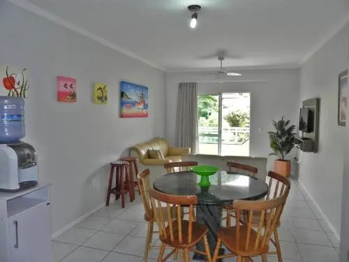 Residencial Regina Maris Apto 05