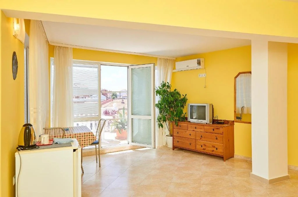 Guest House Nadin