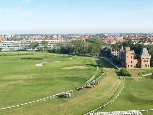 SEAVIEW spacious 2-bedroom apartment - 8p - OOSTENDE - Type BERLIN - direct seaview, beachfront