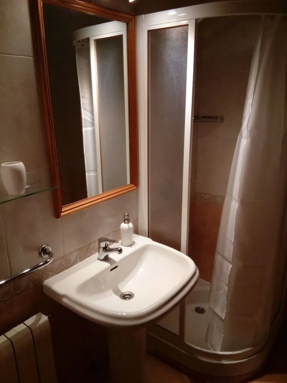 Hotel Piloñés