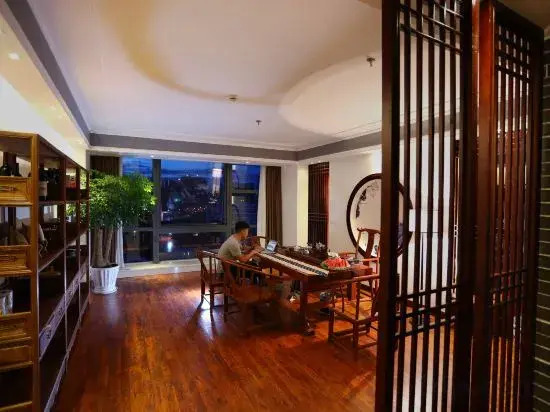 Kunming Berman Hotel (Rixin Road Runcheng Branch)