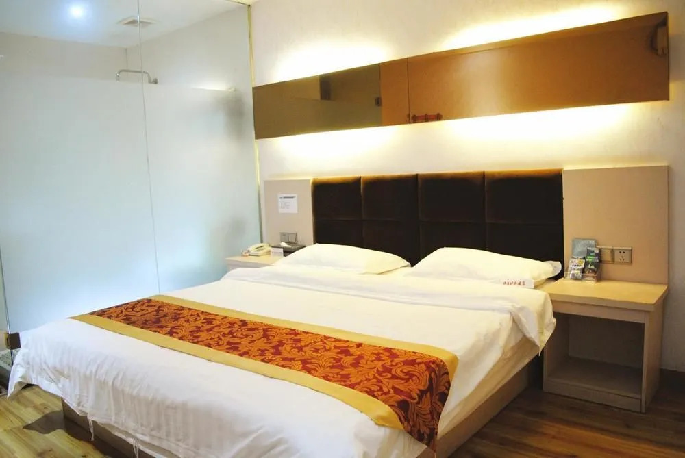 Chongqing Huahai Fashionable Hotel