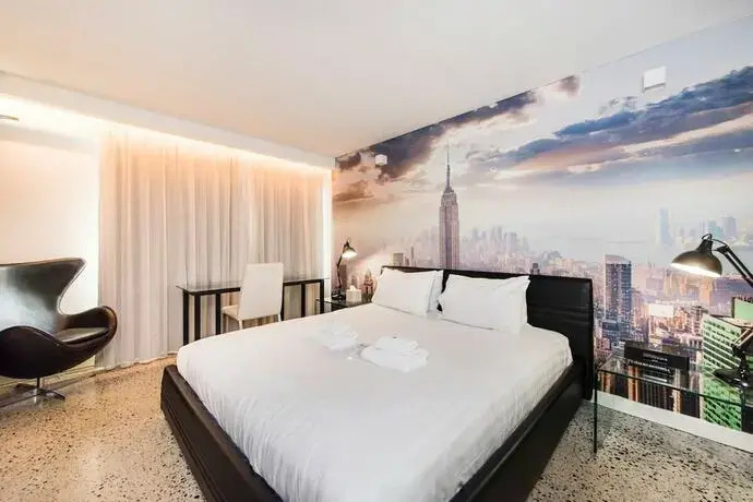 The Nest - New York Style Space in Northbridge + Roof Terrace