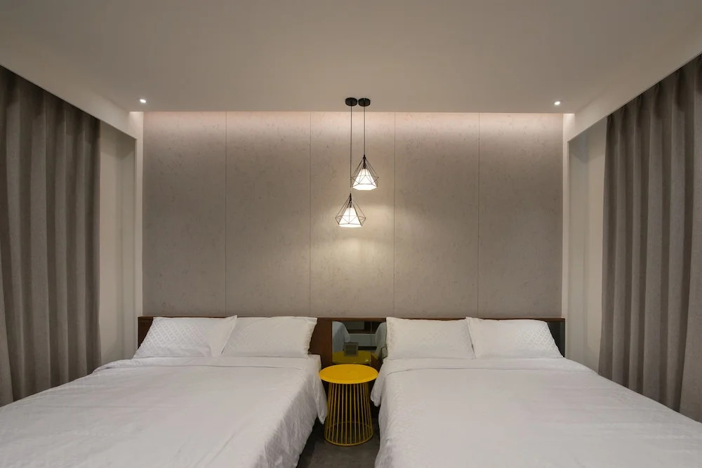 MH48 Hotel