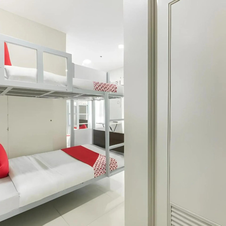 OYO 152 Sangco Condotel