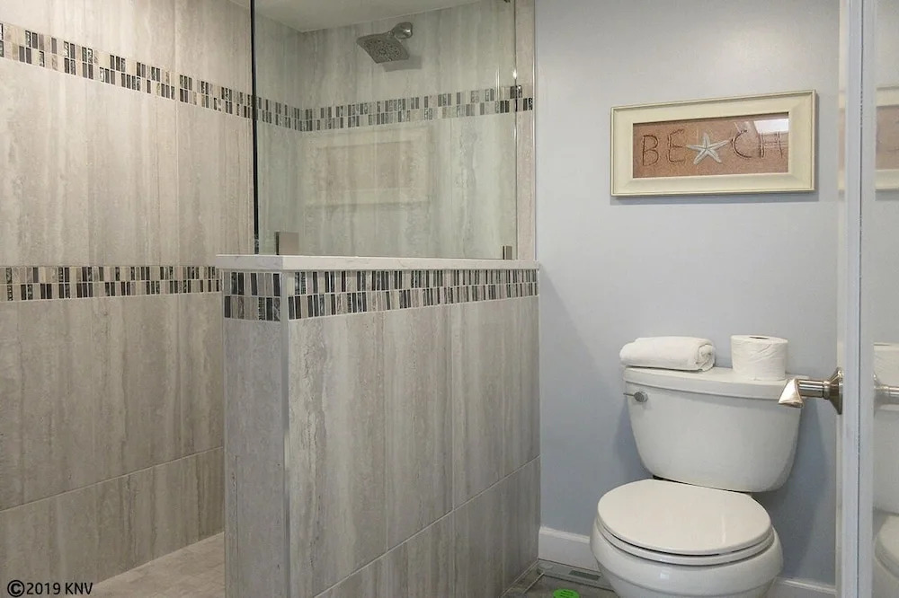 Riviera Club 406 2 Bedrooms 2 Bathrooms Condo