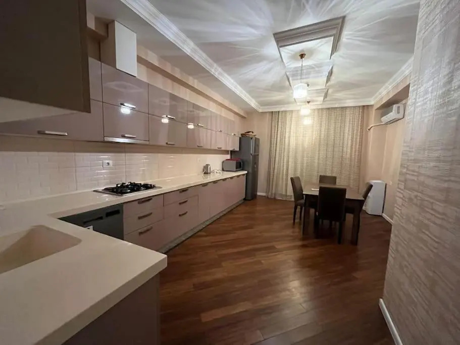 NİZAMİ STREET Center apartment