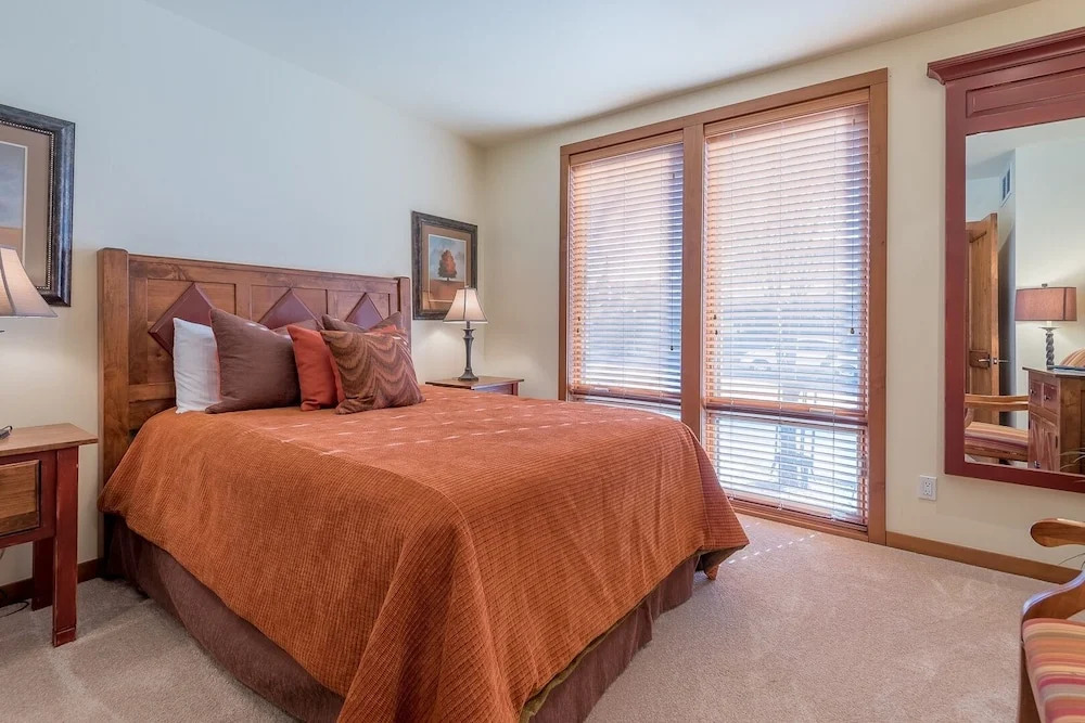 Westview Terrace #3 2 Bedrooms 2 Bathrooms Condo