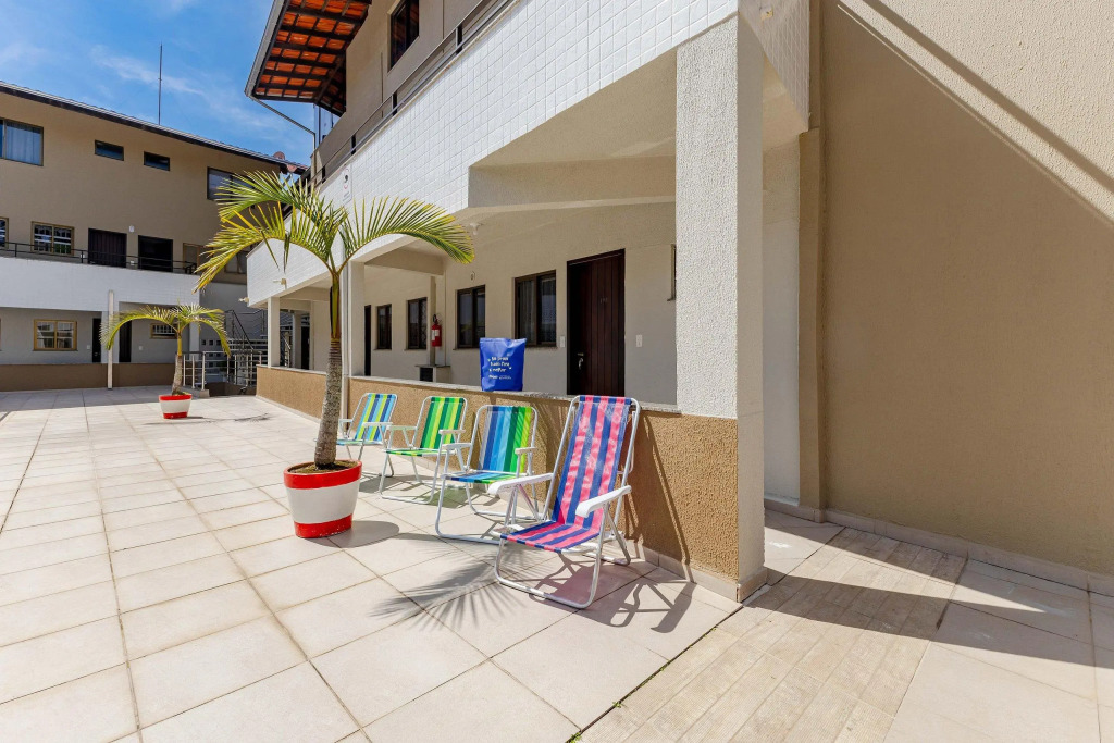 Apartamento Lindo Com Piscina   Praia De Bombinhas   3 Dorms 9 Pessoas