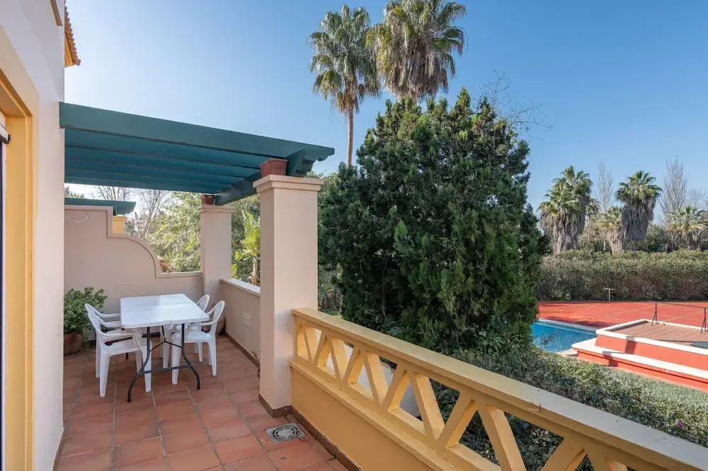 Golfside Apartment for 4 Guests